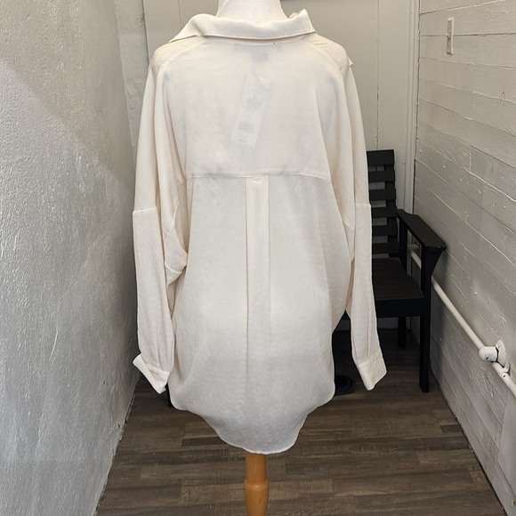 French Connection Cream Drape Shirt Size Small NWT‎ - Picture 3 of 5